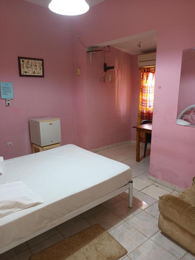 Hotel Badinca Alojamento Low Cost In Bissau Avenida Francisco Mendes Εξωτερικό φωτογραφία