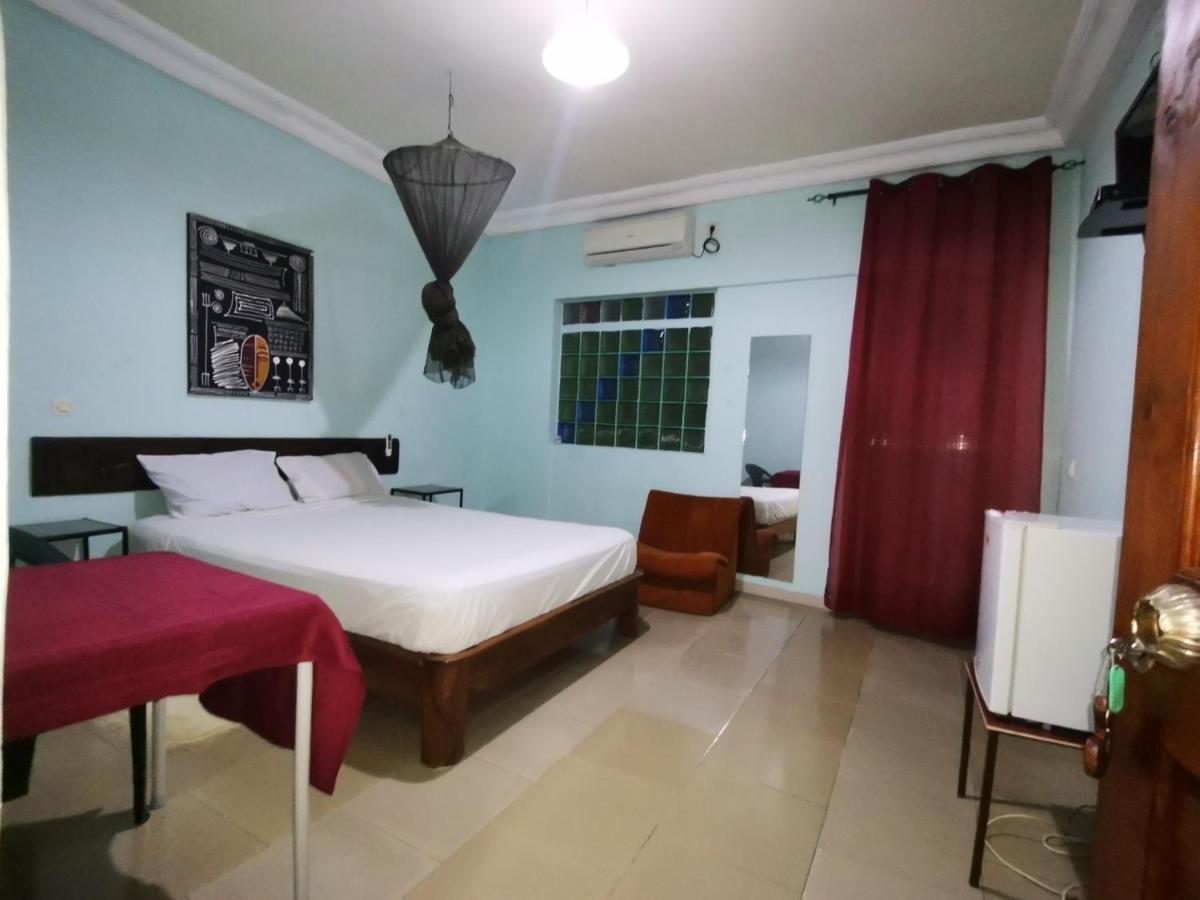 Hotel Badinca Alojamento Low Cost In Bissau Avenida Francisco Mendes Εξωτερικό φωτογραφία